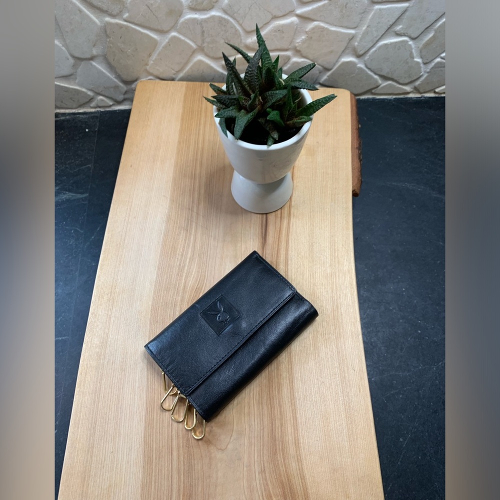 PLAYBOY | Vintage Leather Trifold Wallet / Key Fob